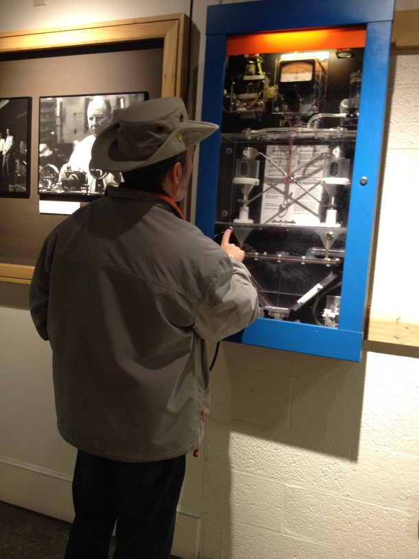 Here's Dad using one. He told me that he asked Doc Egerton to borrow a strobe light for a party they were having! How cool!